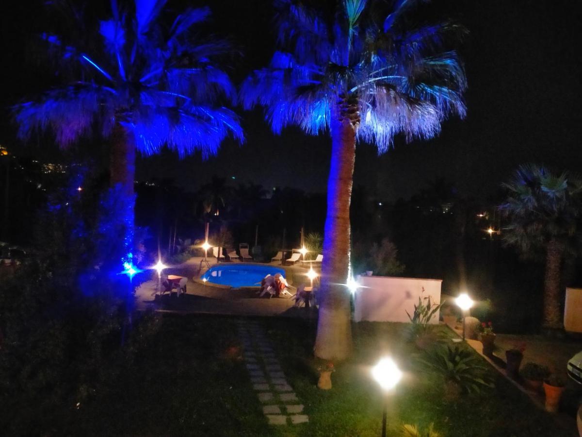 Villa Laura Apartment Giardini Naxos Eksteriør billede
